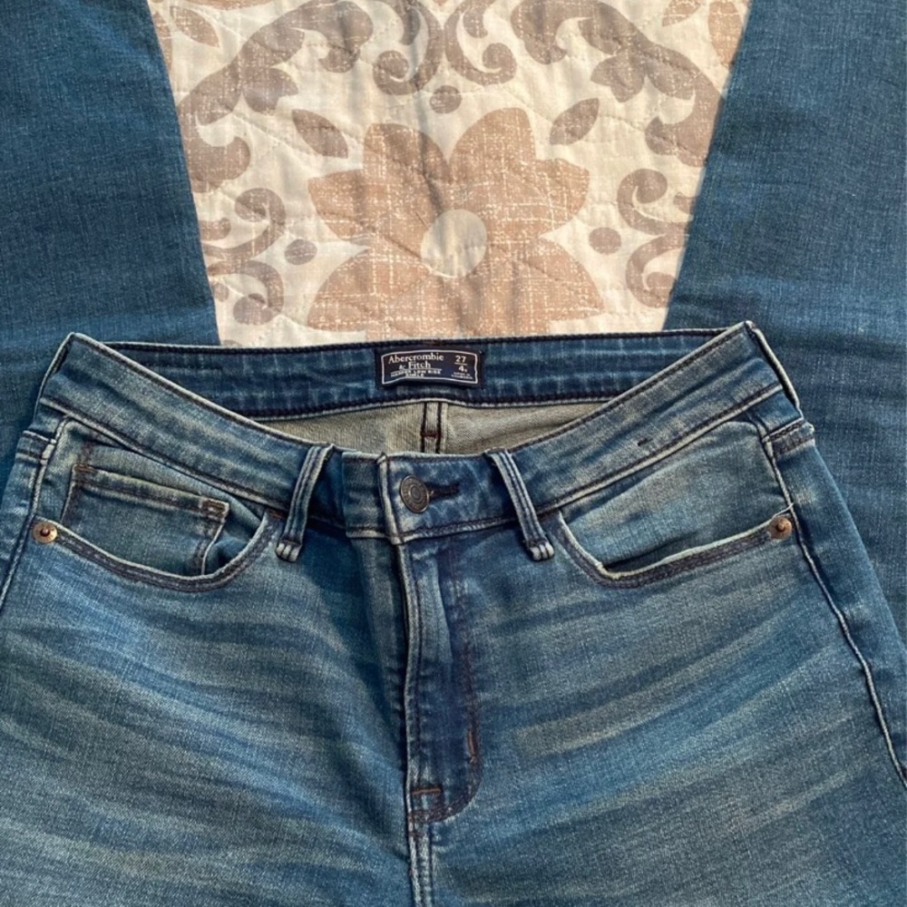 A&F jeans bundle - Picture 9 of 11